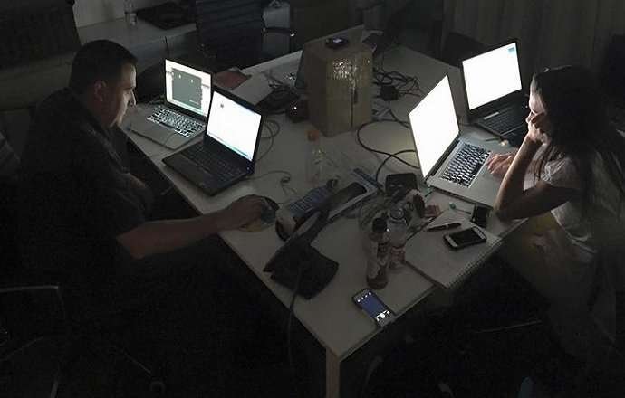 Protecting Yourself Online Advice From a Professional Hacker Free Course